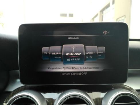 Used 2016 Mercedes-Benz C 300 4MATIC Sedan image 32