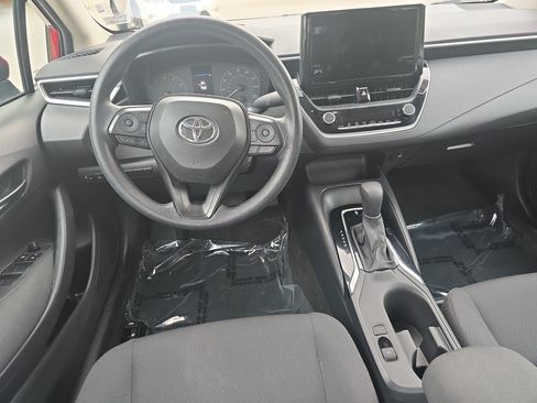 Used 2024 Toyota Corolla LE FWD image 14