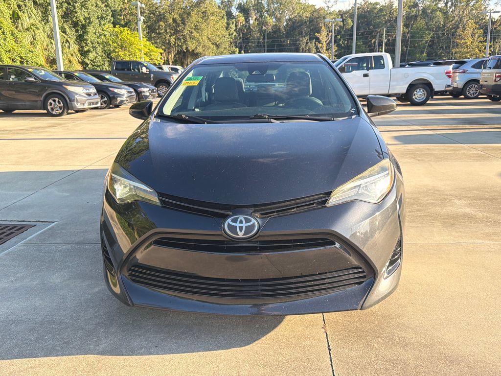 Used 2018 Toyota Corolla LE FWD image 10