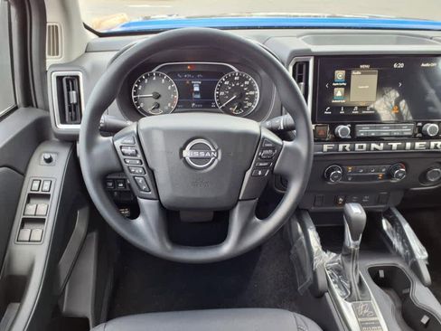 New 2025 Nissan Frontier SV image 8