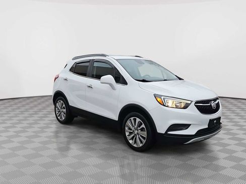 Used 2020 Buick Encore Preferred image 2