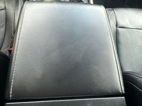 Used 2019 Ford F250 Lariat w/ Lariat Ultimate Package AWD/4WD image 41