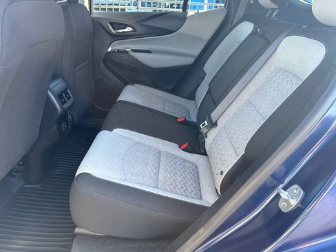 Used 2022 Chevrolet Equinox LS w/ LS Convenience Package image 21