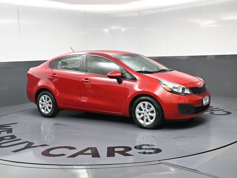 Used 2013 Kia Rio LX w/ PWR Pkg FWD image 2