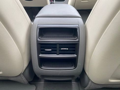 Used 2020 Cadillac XT5 Premium Luxury image 42