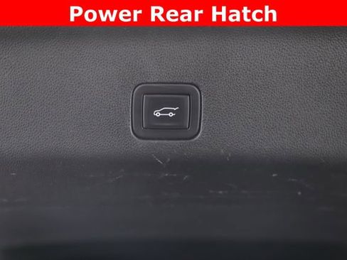 Used 2023 GMC Yukon Denali Ultimate AWD/4WD image 34