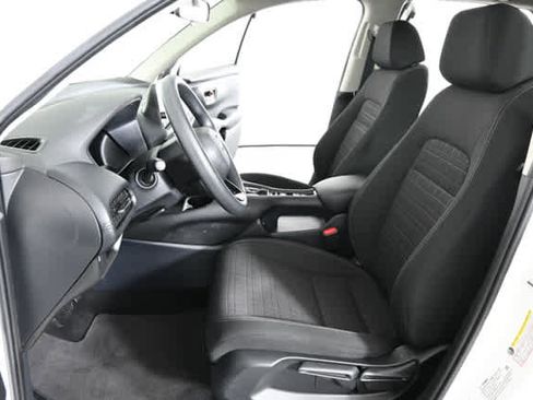 Used 2024 Honda HR-V LX image 17