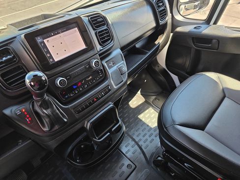 Used 2023 RAM ProMaster 3500 FWD image 17