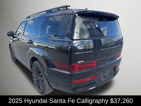 Used 2025 Hyundai Santa Fe Calligraphy image 5