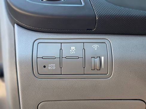 Used 2017 Hyundai Accent SE image 38