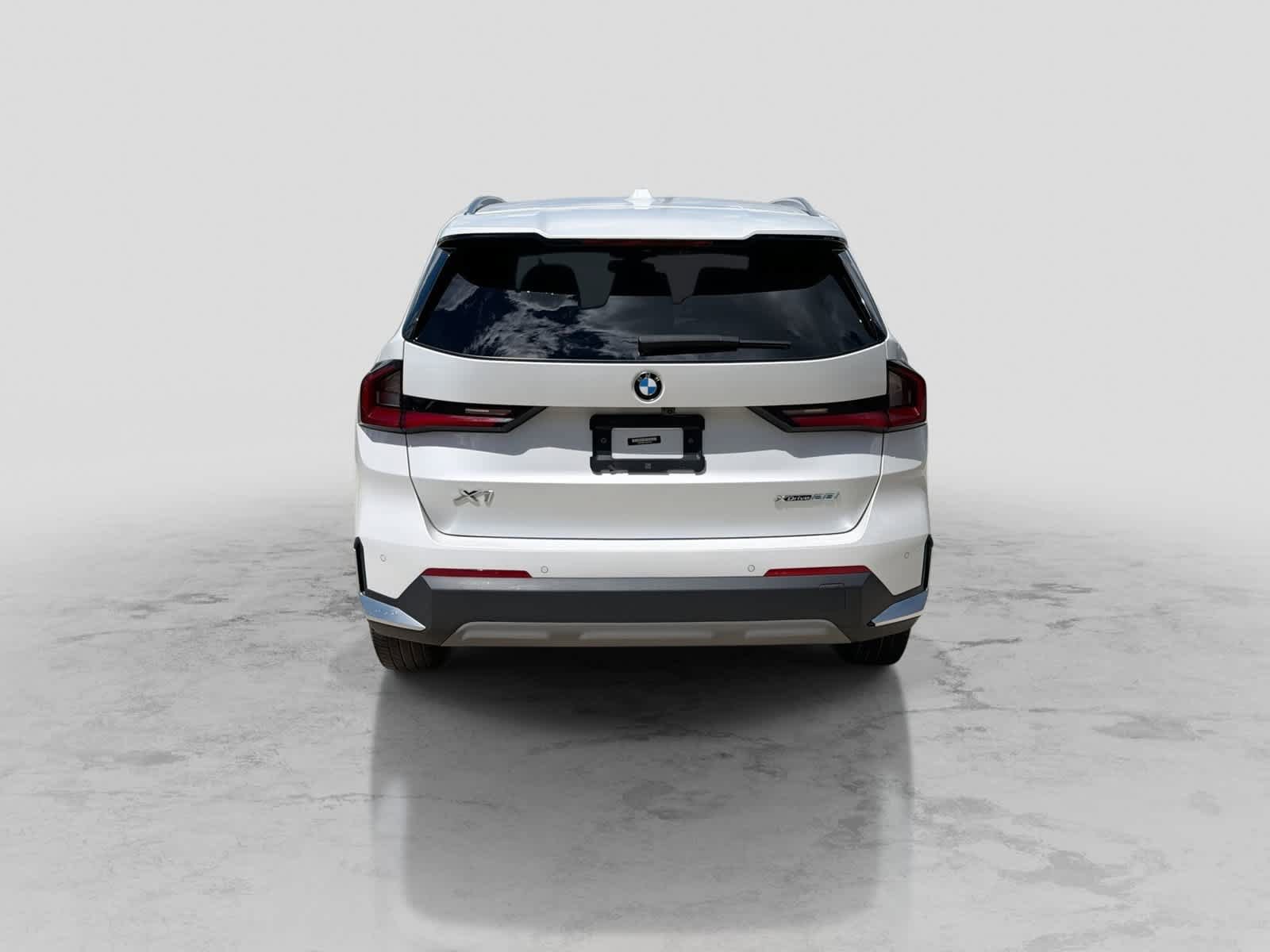 Used 2023 BMW X1 xDrive28i w/ Convenience Package AWD/4WD image 5