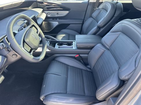 New 2026 Lincoln Nautilus Reserve image 18