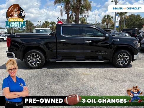 Used 2023 GMC Sierra 1500 SLT w/ SLT Premium Package AWD/4WD image 8
