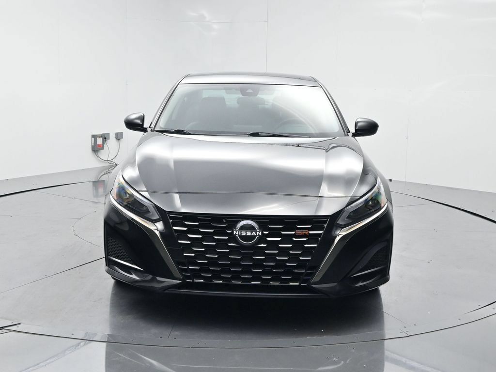 Used 2025 Nissan Altima 2.5 SR FWD image 20
