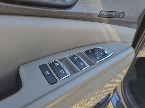 New 2026 Kia Carnival EX image 20