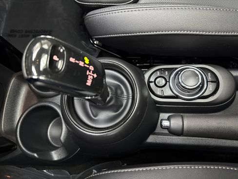 Used 2024 MINI Cooper S FWD image 30
