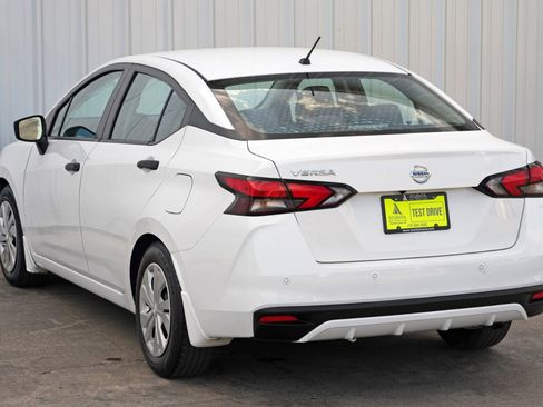 Used 2021 Nissan Versa S image 42