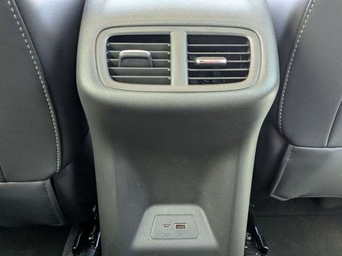 Used 2024 Buick Envision Preferred AWD/4WD image 37