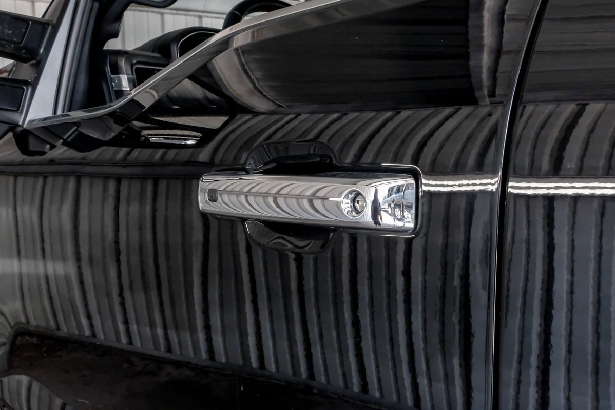 Used 2024 Ford F350 Platinum AWD/4WD image 42