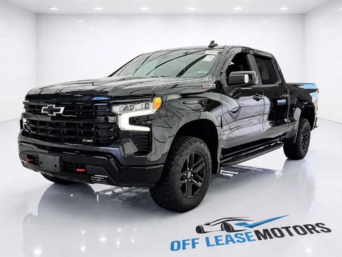 Used 2022 Chevrolet Silverado 1500 LT Trail Boss w/ LT Trail Boss Premium Package AWD/4WD image 1