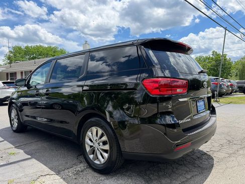 Used 2019 Kia Sedona LX FWD image 6