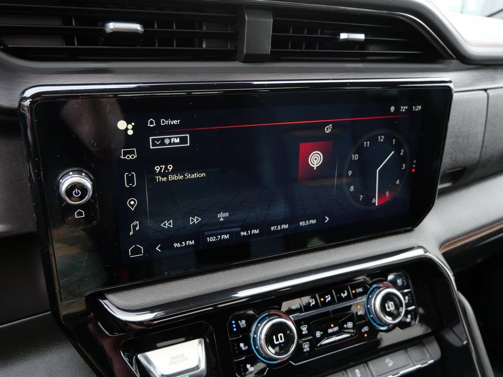 Certified 2024 GMC Sierra 1500 AT4 w/ AT4 Preferred Package AWD/4WD image 32