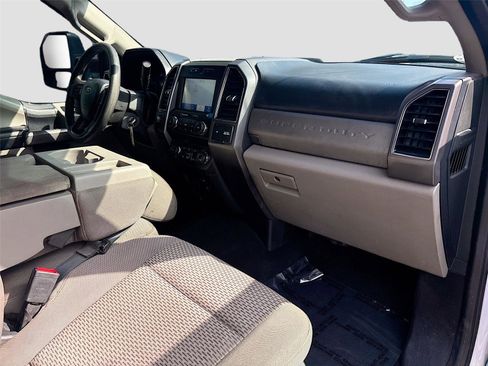 Used 2021 Ford F350 XLT image 31