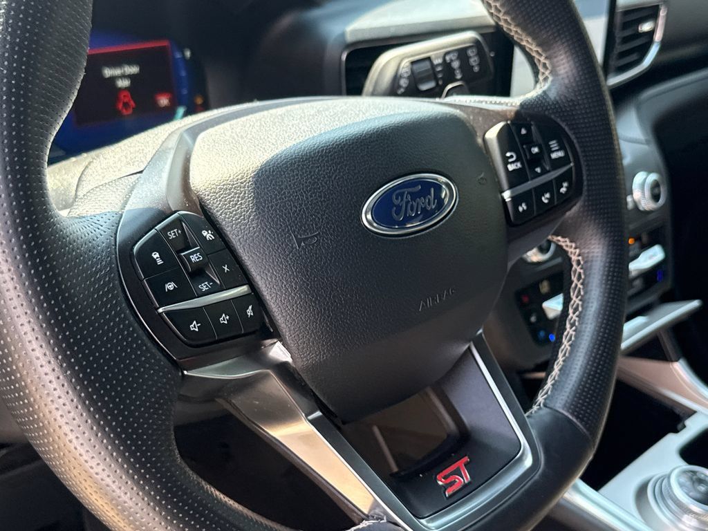 Used 2020 Ford Explorer ST w/ Premium Technology Package AWD/4WD image 29