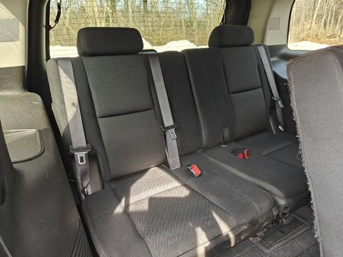 Used 2013 Chevrolet Tahoe LS w/ Convenience Package AWD/4WD image 20