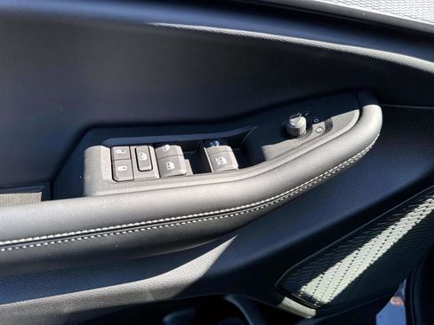 New 2025 Jeep Grand Cherokee Altitude image 10