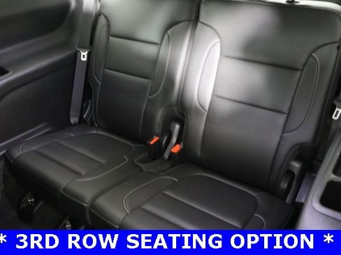 Used 2023 GMC Acadia SLT w/ Elevation Edition image 21