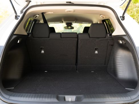 Certified 2026 Honda HR-V LX image 41