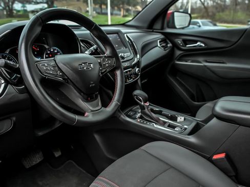 Used 2023 Chevrolet Equinox RS AWD/4WD image 14