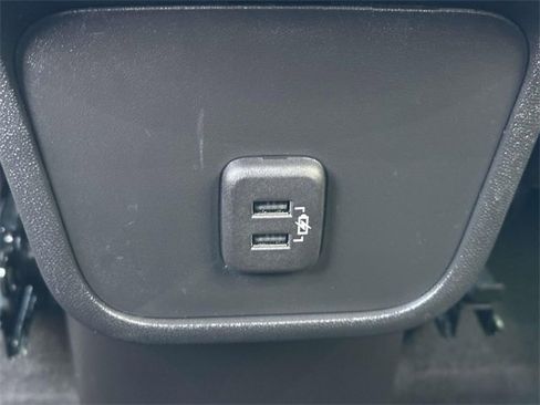 Used 2023 Chevrolet Equinox LT image 13