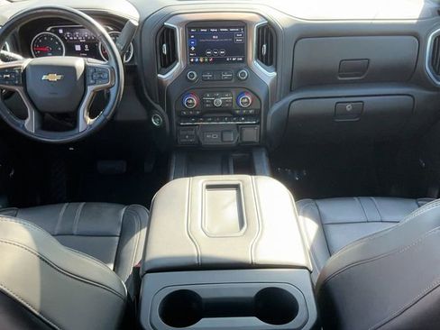 Used 2022 Chevrolet Silverado 1500 High Country w/ Safety Package II AWD/4WD image 14