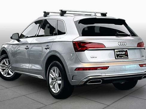 Used 2023 Audi Q5 2.0T Premium w/ Convenience Package AWD/4WD image 12
