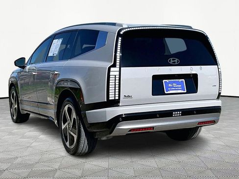 Used 2026 Hyundai Ioniq 9 Limited image 13