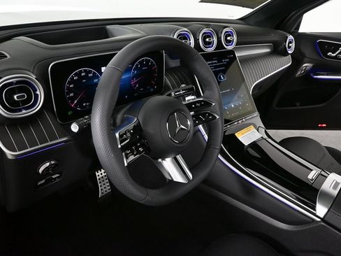 New 2026 Mercedes-Benz GLB 250 image 6
