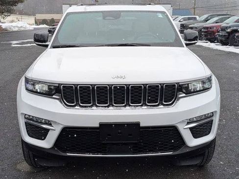 Certified 2023 Jeep Grand Cherokee Limited AWD/4WD image 2