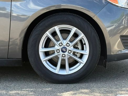 Used 2018 Ford Focus SE image 26