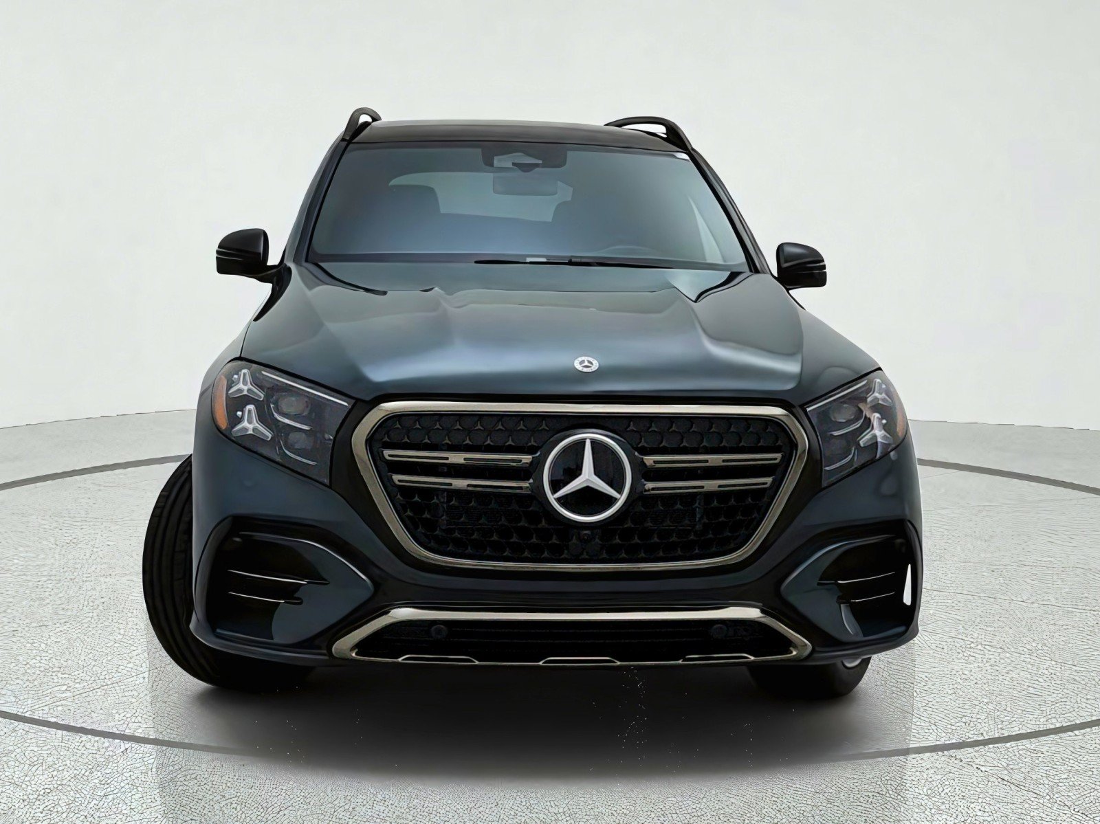 Used 2027 Mercedes-Benz GLS 450 4MATIC image 3