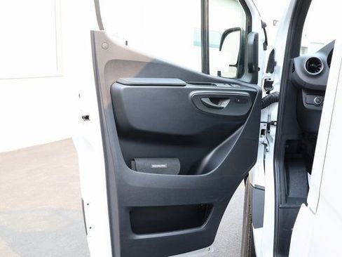New 2025 Mercedes-Benz Sprinter 2500 image 15