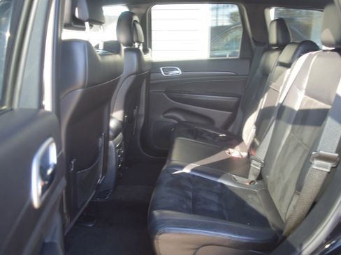 Used 2015 Jeep Grand Cherokee Altitude image 13