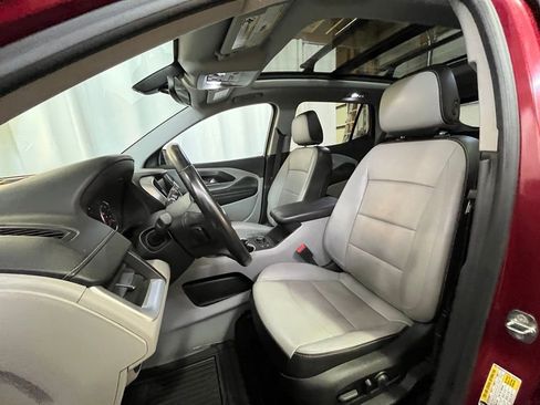 Used 2018 GMC Terrain SLT w/ Preferred Package image 10