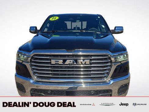 Used 2025 RAM 1500 Laramie AWD/4WD image 9