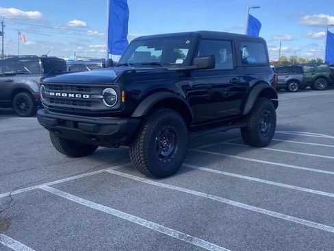 New 2025 Ford Bronco 2-Door w/ Sasquatch Package AWD/4WD image 5