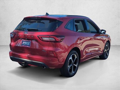 Used 2023 Ford Escape ST-Line Elite w/ Premium Technology Package image 5