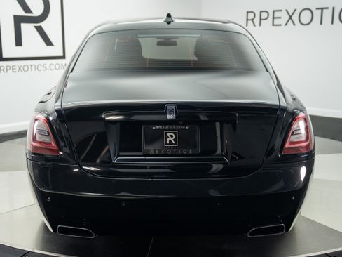 Used 2021 Rolls-Royce Ghost AWD/4WD image 38