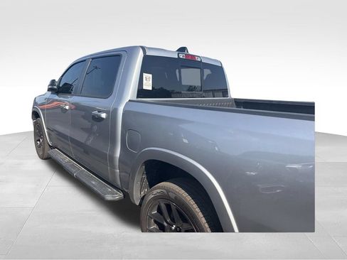 Used 2022 RAM 1500 Laramie AWD/4WD image 10