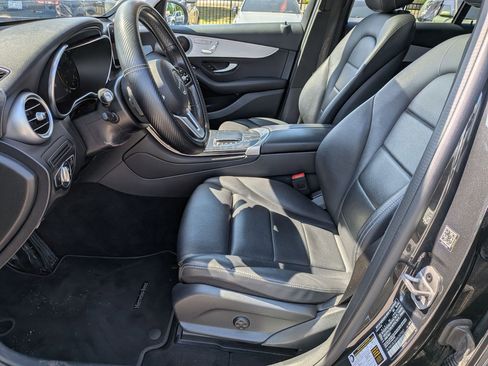 Used 2022 Mercedes-Benz GLC 300 image 14
